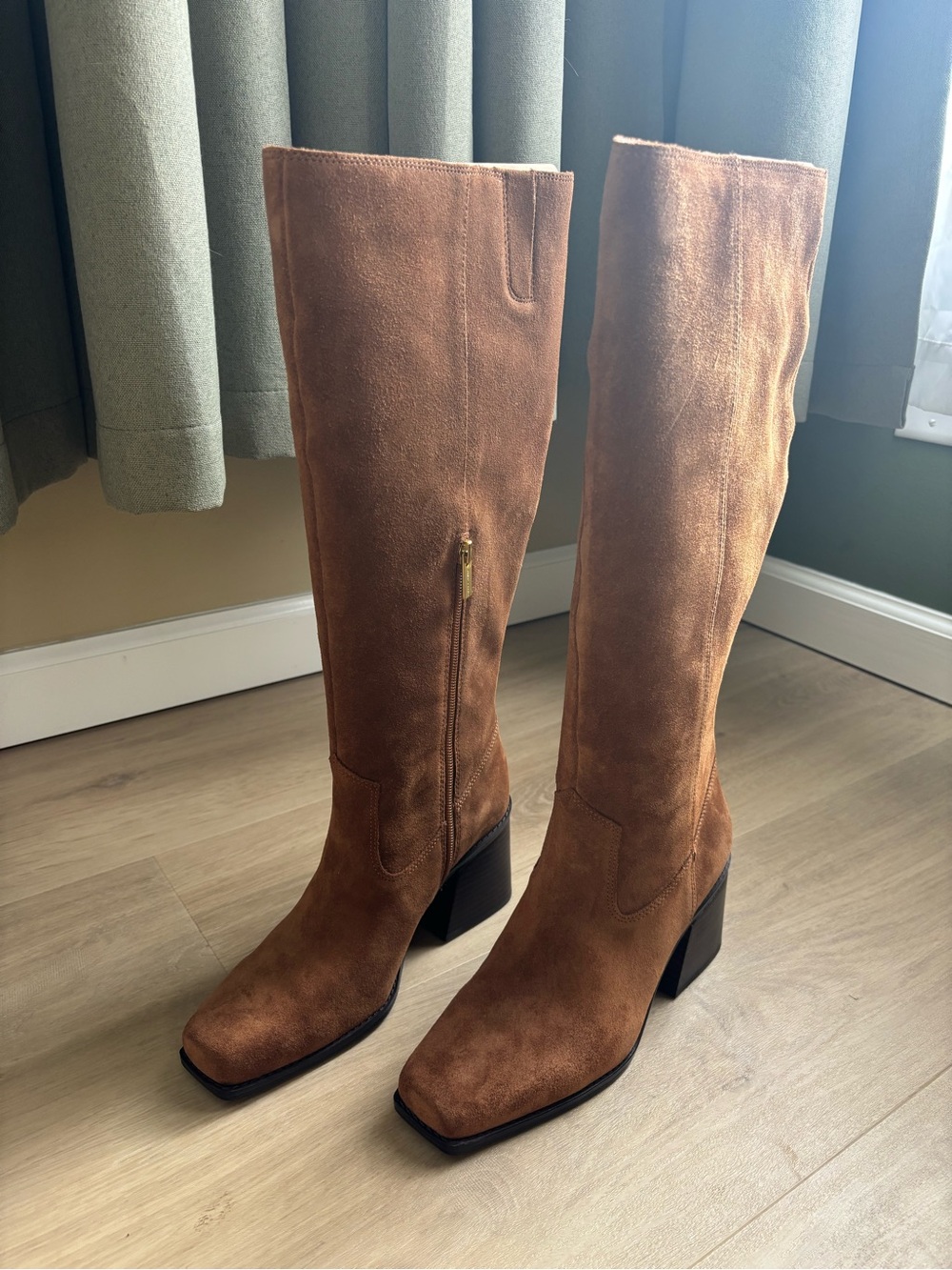 Vince Camuto Sangeti Boots (8.5WC)